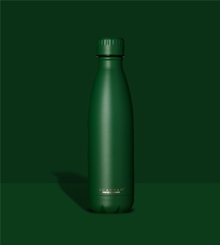 TO GO thermosfles 500 ml in de kleur Forest green op een bijpassende achtergrond