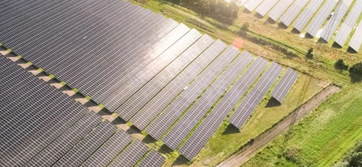 Solar park supplying electricity for SCANPAN's production