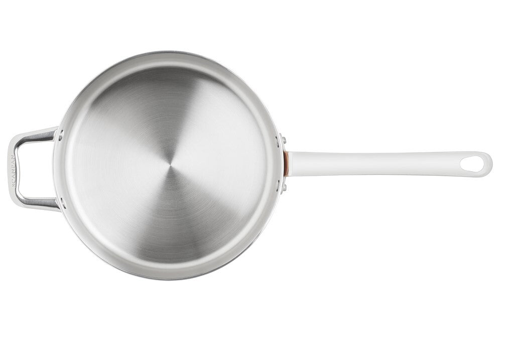 SCANPAN Maitre D' sauterpande 24 cm set ovenfra med støttegreb