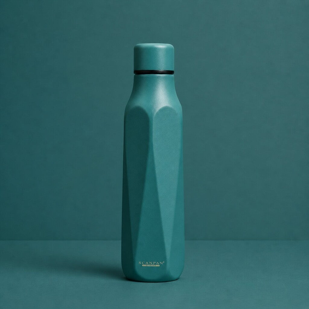 TO GO Explore termoflaske 500 ml i farven Agave på matchende farvebaggrund