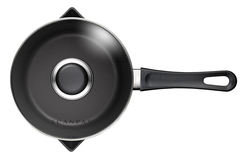 SCANPAN Classic Induction Stielkasserolle 18 cm mit Glasdeckel von oben