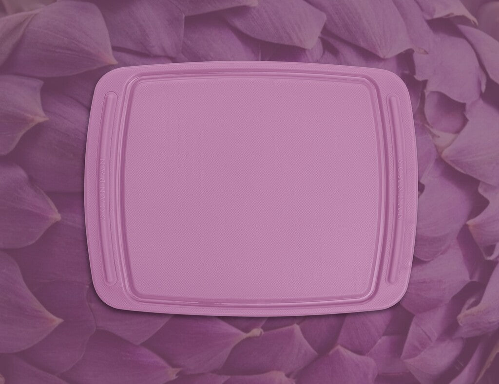 Spectrum Schneidebrett 26 × 20 cm in der Farbe Dusty Lavender auf weißem Hintergrund