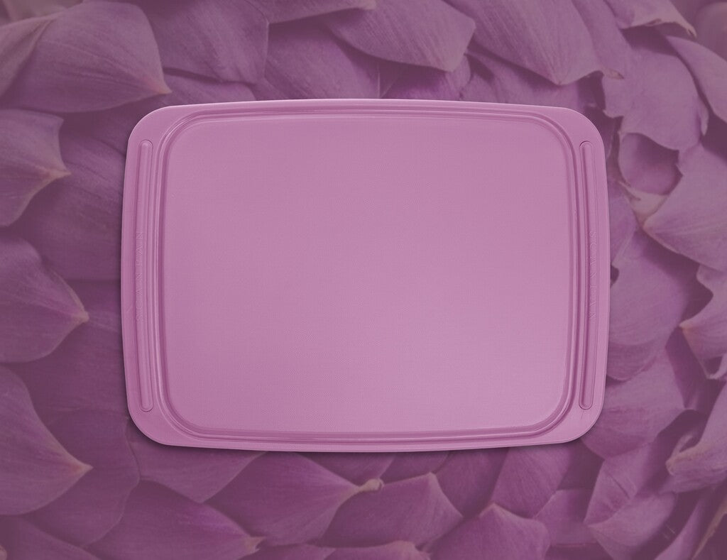 Spectrum skærebræt 36 × 26 cm i farven Dusty Lavender vist på hvid baggrund